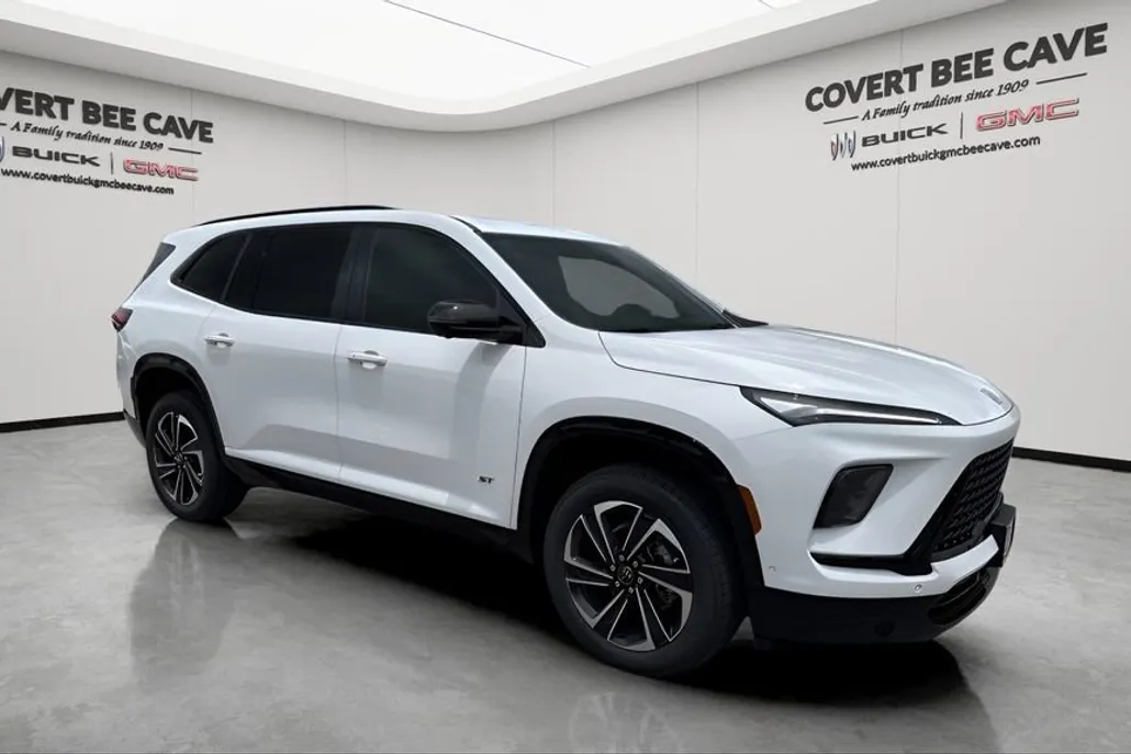 2025 Buick Enclave Sport Touring photo 1