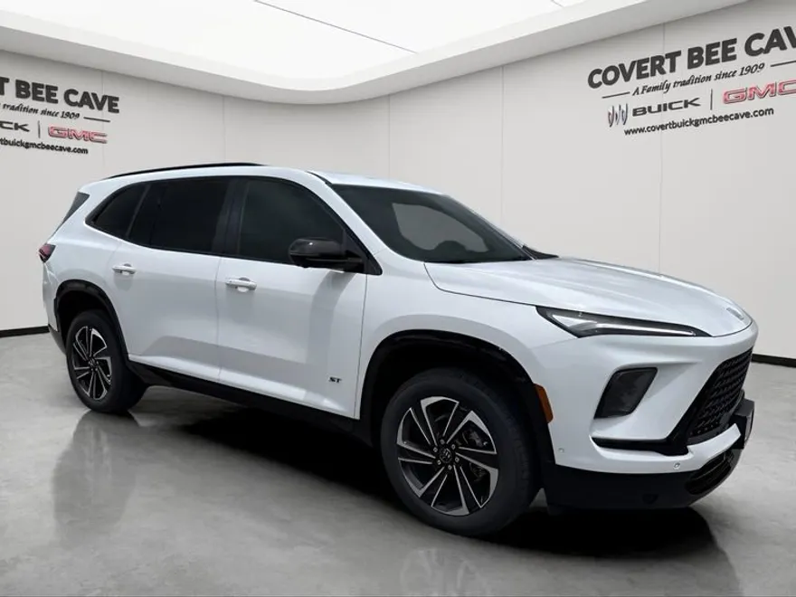 2025 Buick Enclave Sport Touring photo 1