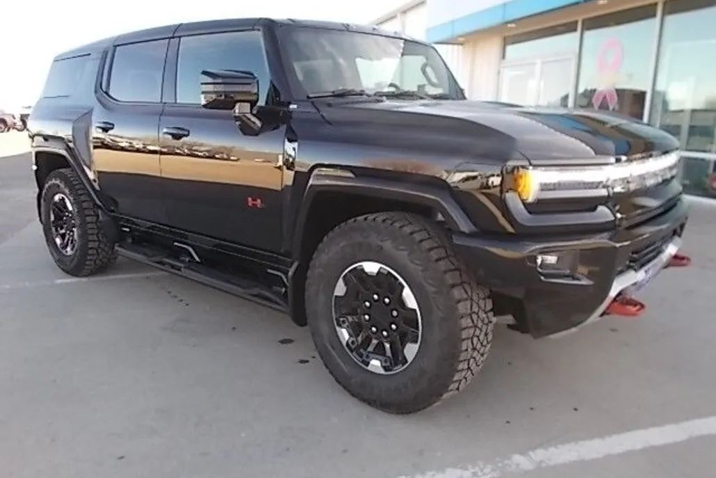 2025 Gmc Hummer EV SUV photo 1