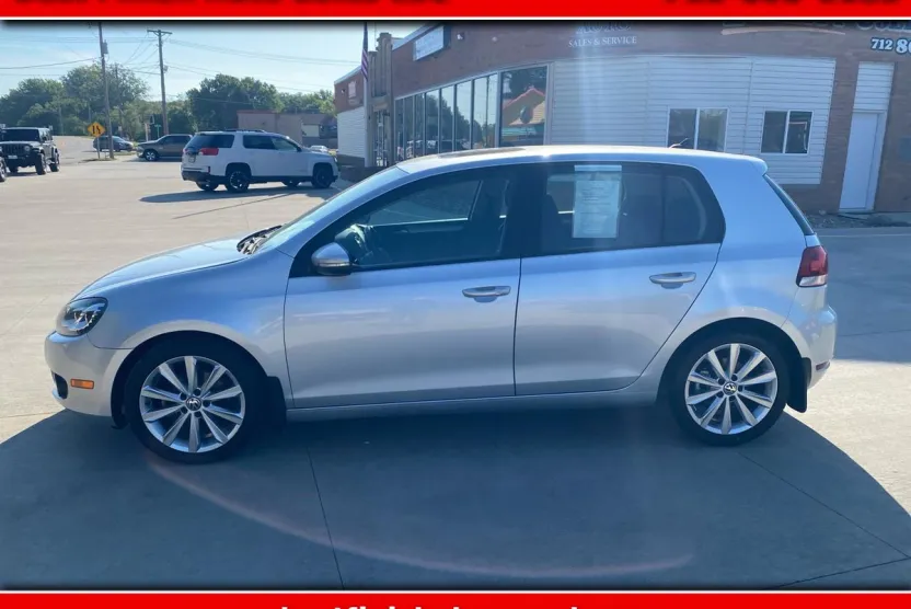 2013 Volkswagen Golf TDI photo 1