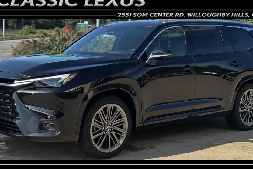 2025 Lexus TX 350 Luxury photo 1