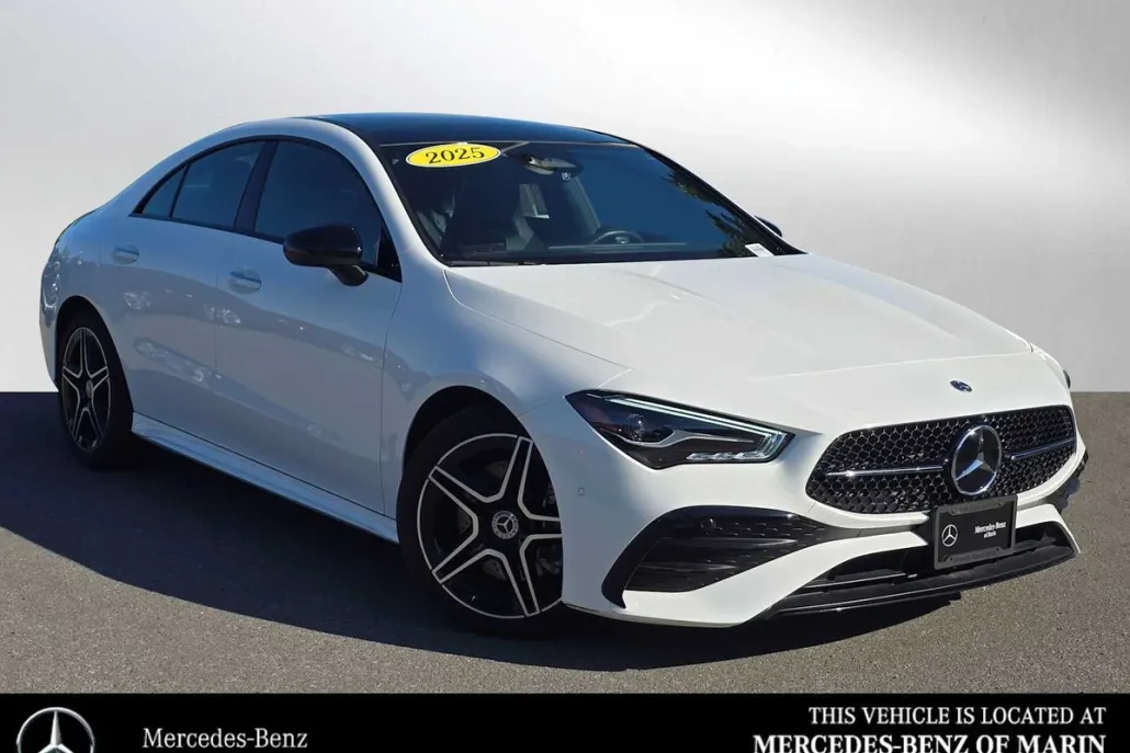 2024 Mercedes Benz CLA 250 photo 1