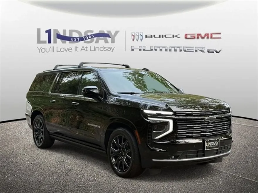 2025 Chevrolet Suburban High Country photo 1