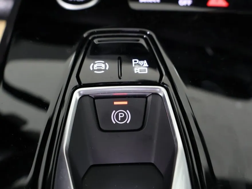 2025 Audi A5 2.0T Premium Plus photo 4