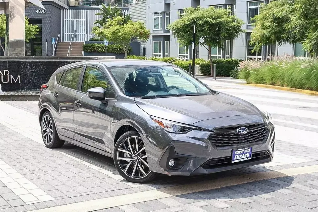 2025 Subaru Impreza Sport photo 1