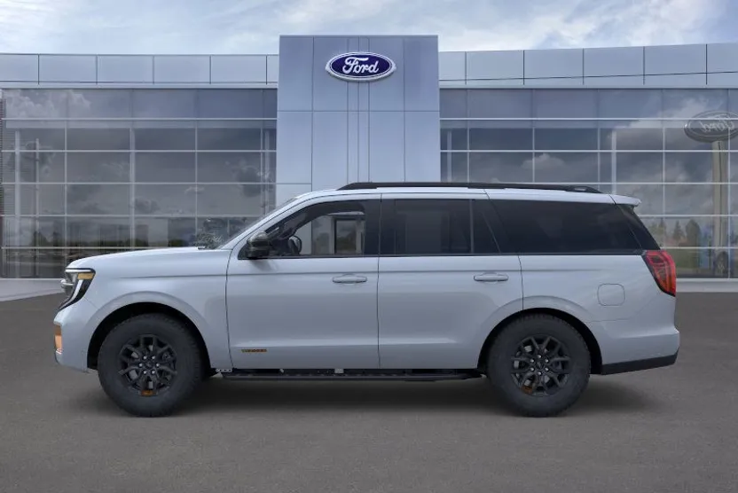 2025 Ford Expedition photo 1