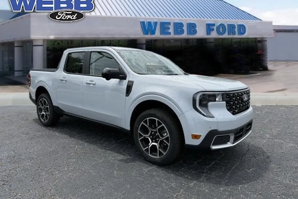 2025 Ford Maverick Lariat photo 1