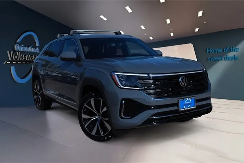 2026 Volkswagen Atlas Cross Sport SEL Premium R-Line photo 1