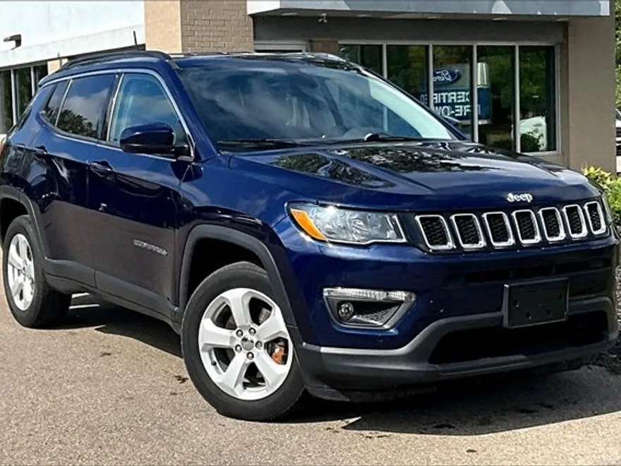 2018 Jeep Compass Latitude photo 1