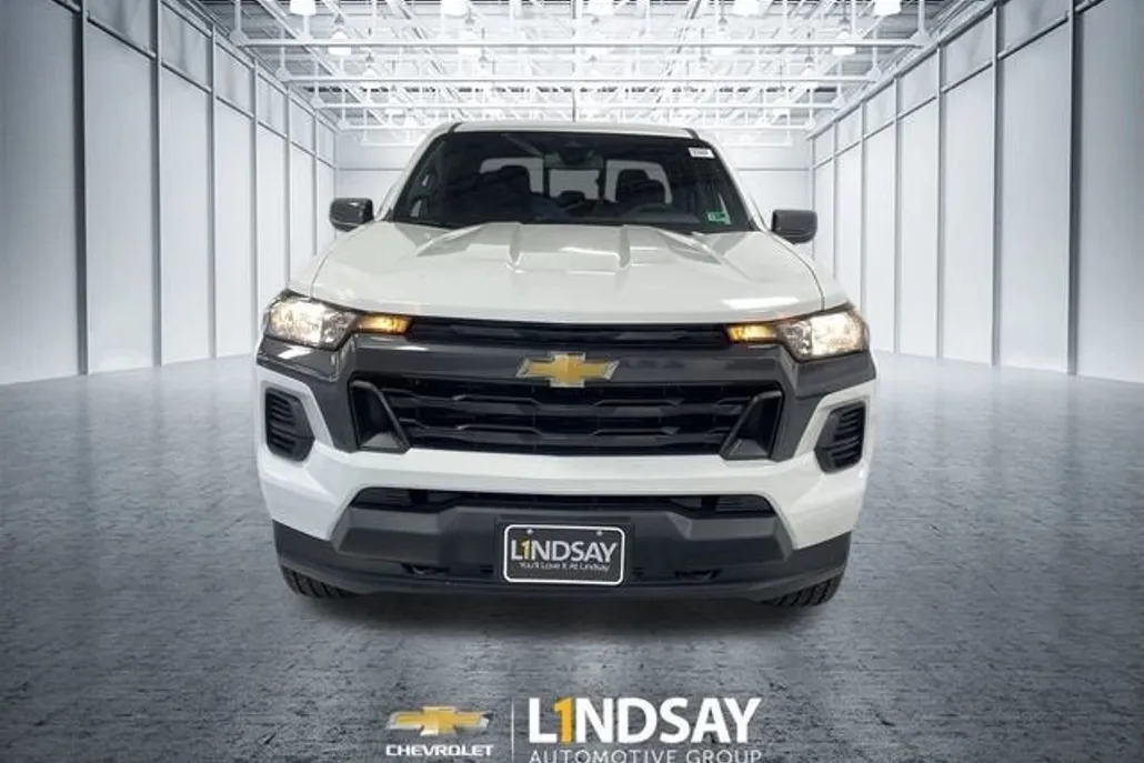 2026 Chevrolet Colorado LT photo 1