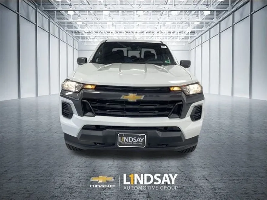 2026 Chevrolet Colorado LT photo 1