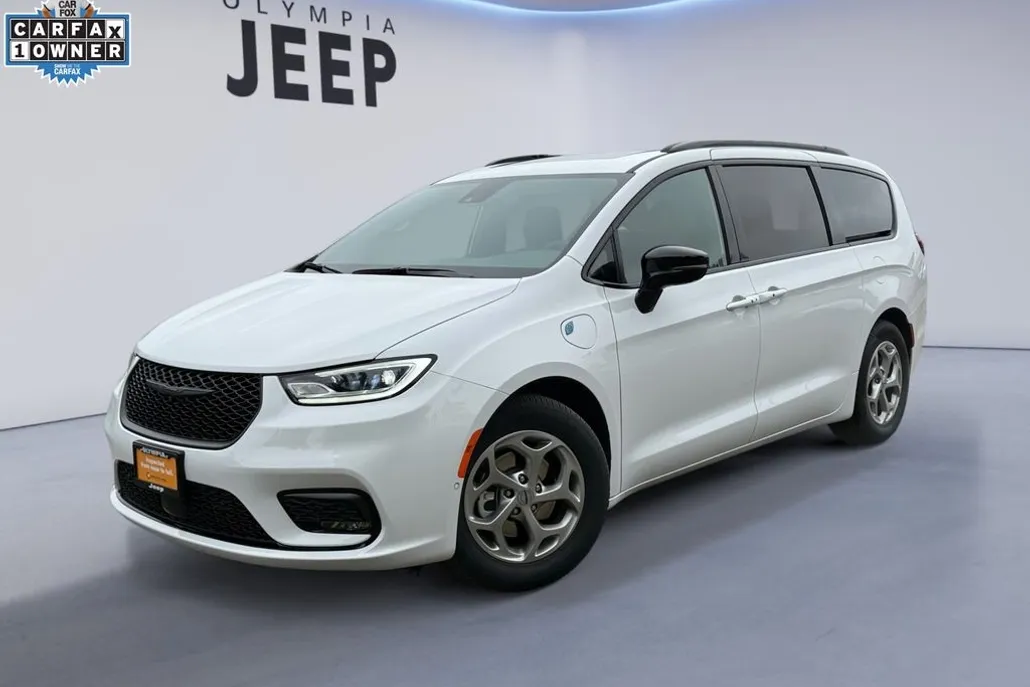 2024 Chrysler Pacifica Hybrid S Appearance photo 1