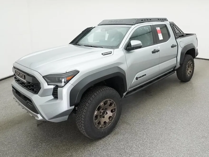 2025 Toyota Tacoma Trailhunter photo 1