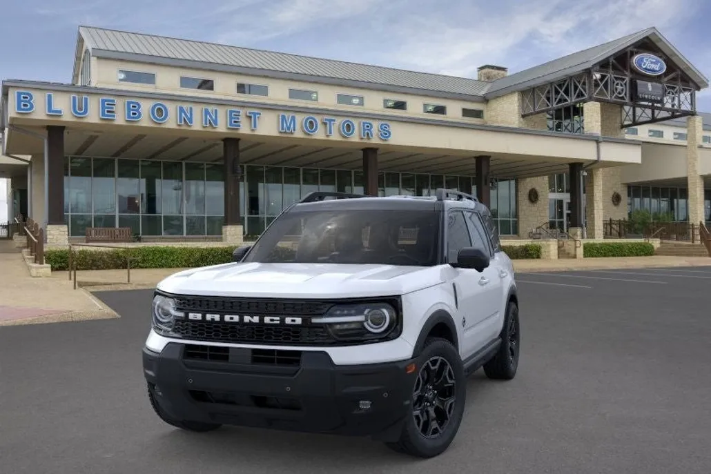 2025 Ford Bronco Sport Outer Banks photo 1