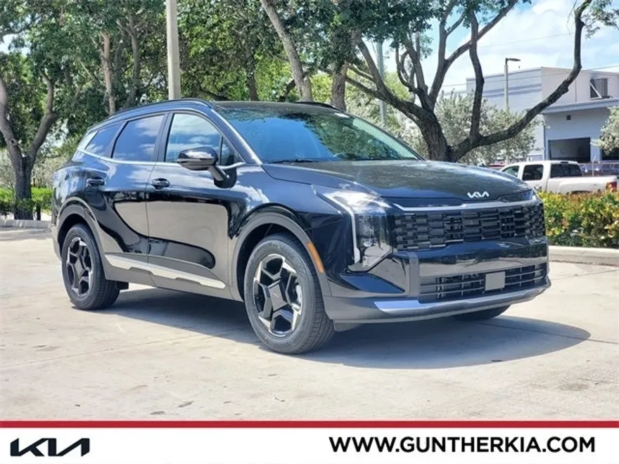 2026 Kia Sportage EX photo 1