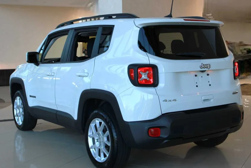 2021 Jeep Renegade Latitude photo 1