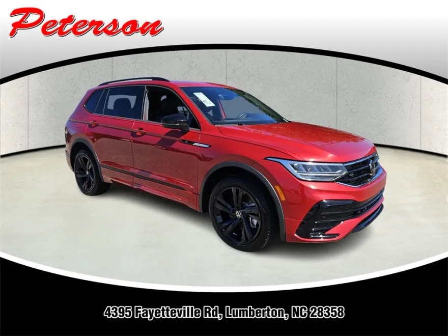 2024 Volkswagen Tiguan SE R-Line Black photo 1