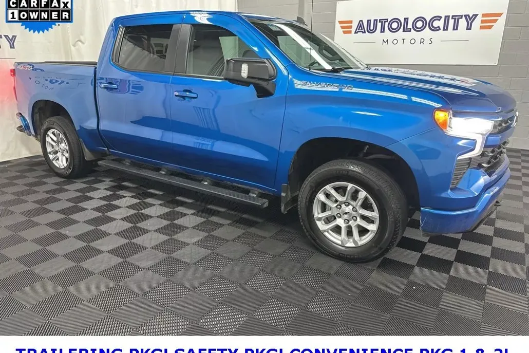 2023 Chevrolet Silverado 1500 RST photo 1