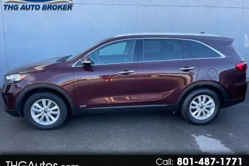 2019 Kia Sorento LX S photo 1