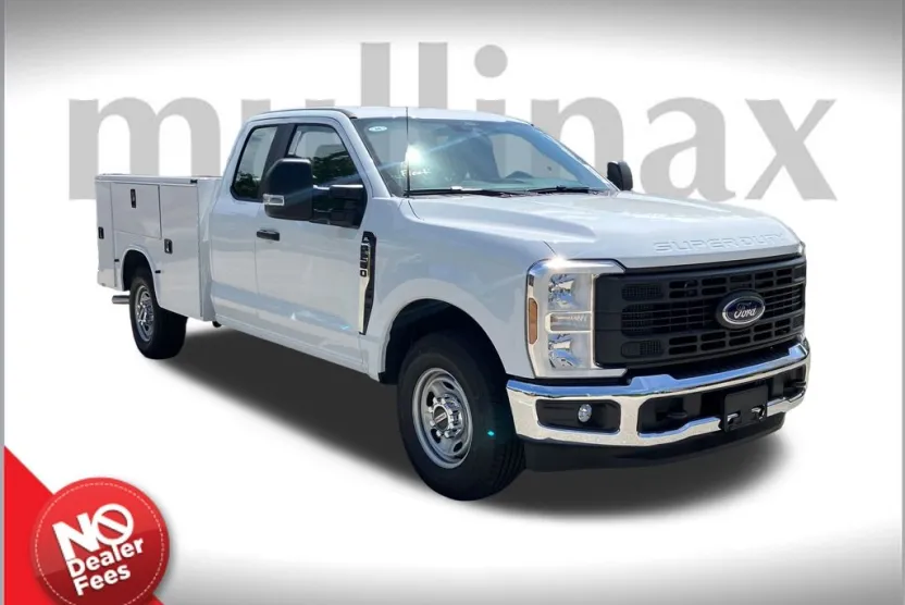 2025 Ford F-250 XL photo 1