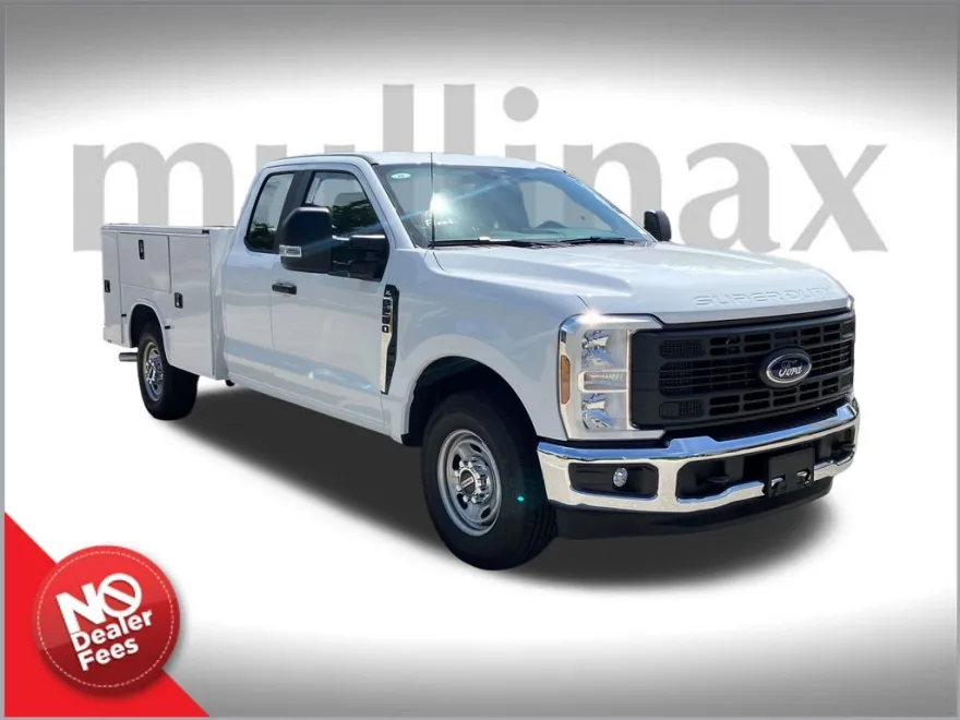 2025 Ford F-250 XL photo 1