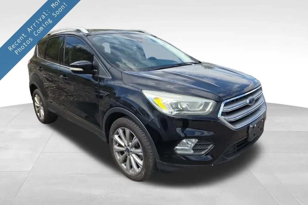 2017 Ford Escape Titanium photo 1