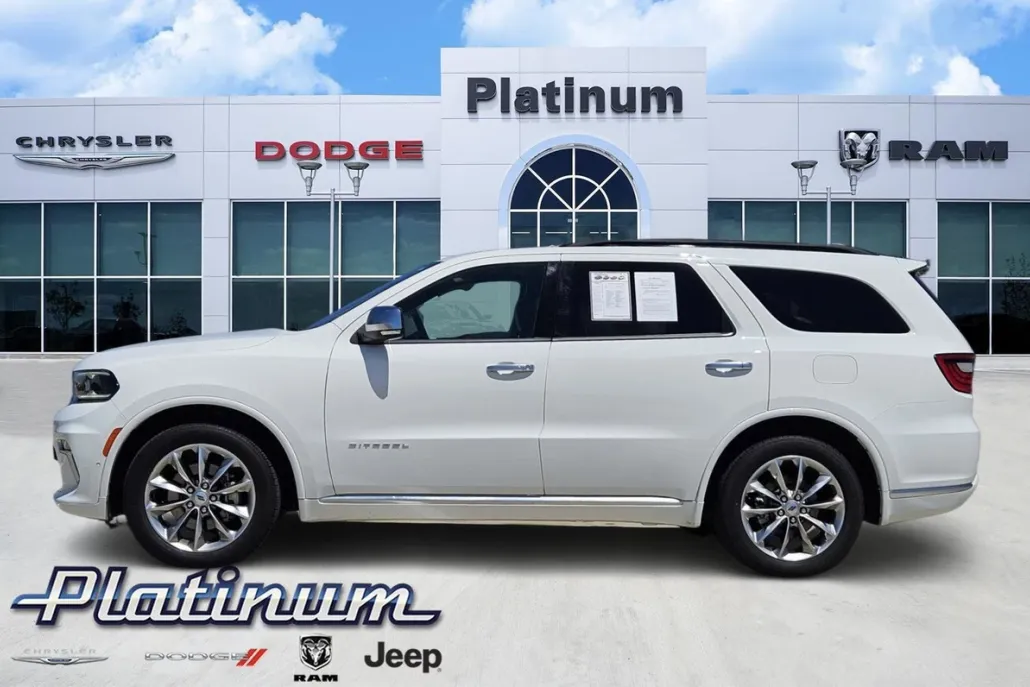2022 Dodge Durango Citadel photo 1