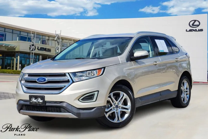 2017 Ford Edge Titanium photo 1