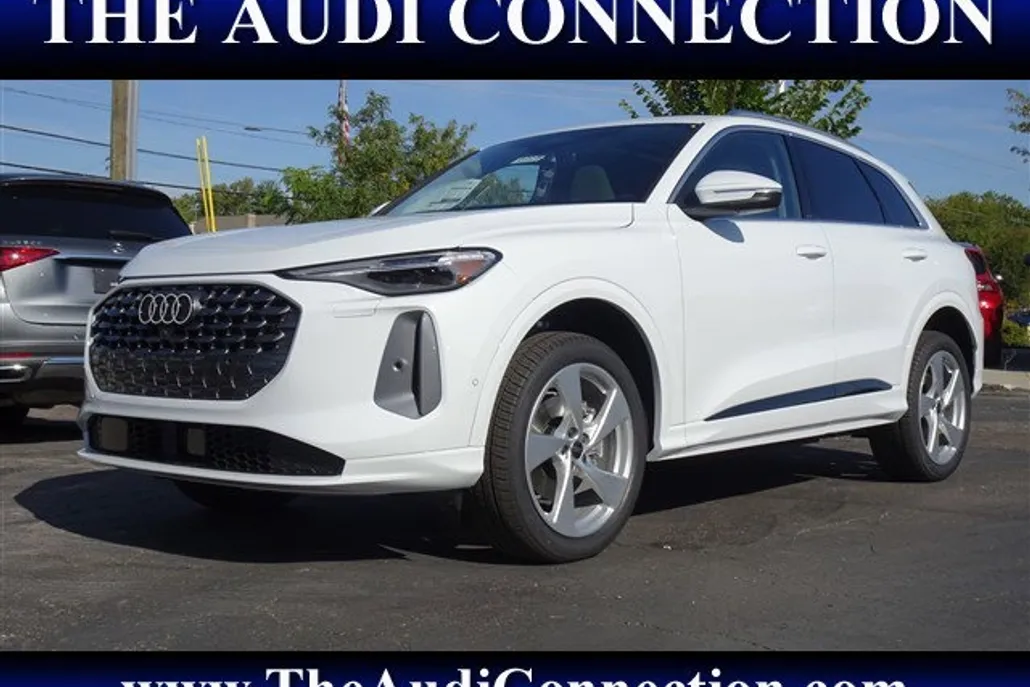 2025 Audi Q5 2.0T Prestige photo 1
