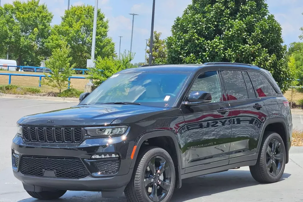 2025 Jeep Grand Cherokee Limited photo 1
