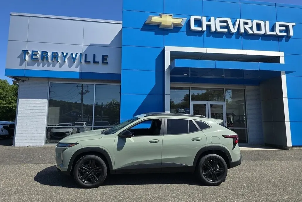 2024 Chevrolet Trax ACTIV photo 1