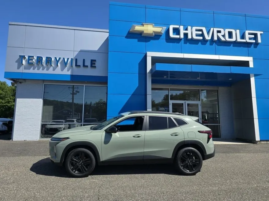 2024 Chevrolet Trax ACTIV photo 1