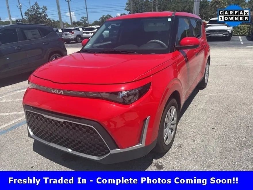2024 Kia Soul LX photo 1