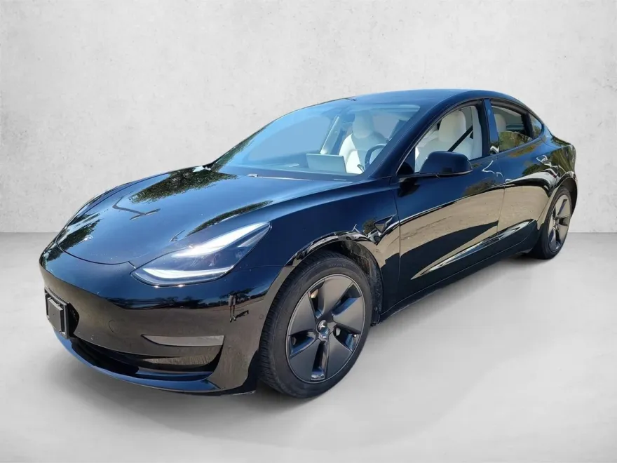 2021 Tesla Model 3 Standard Range Plus photo 1