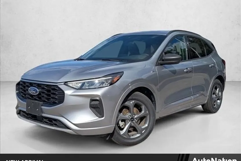 2024 Ford Escape ST-Line photo 1