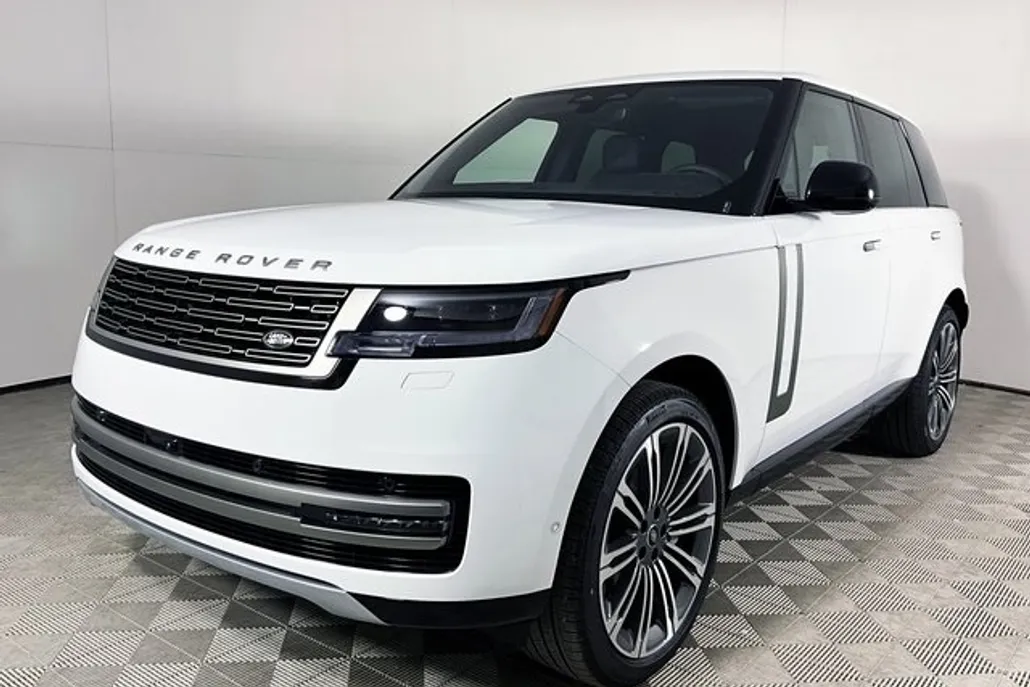 2025 Land Rover Range Rover SE photo 1