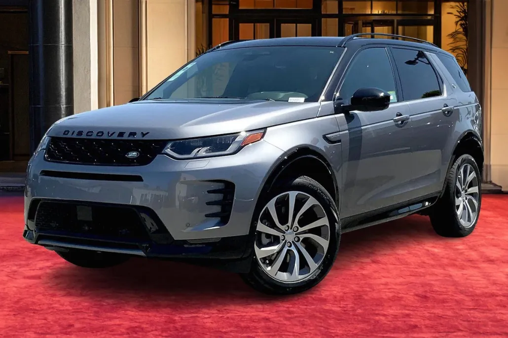 2025 Land Rover Discovery Sport Dynamic SE photo 1