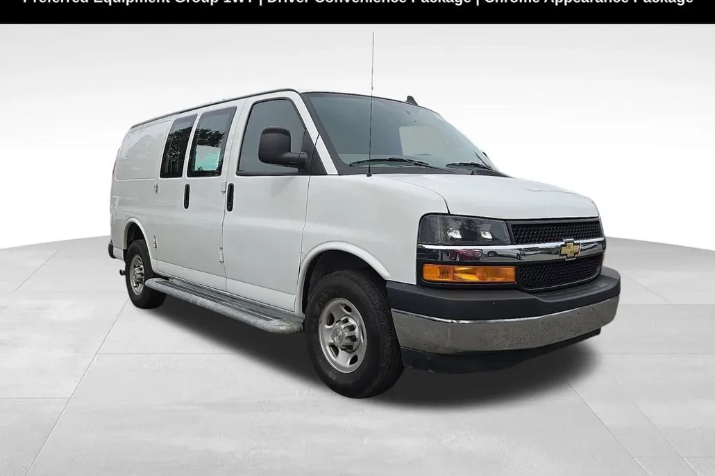 2023 Chevrolet Express 2500 Van Cargo photo 1