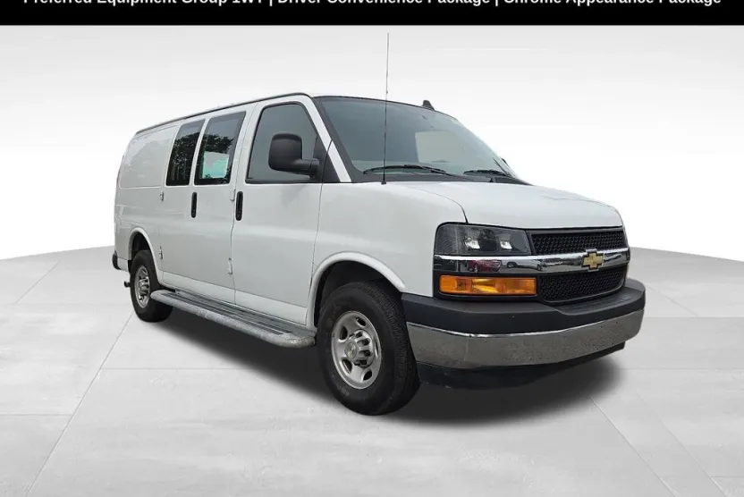 2023 Chevrolet Express 2500 Van Cargo photo 1