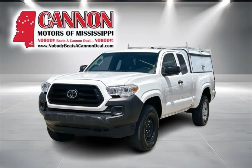 2022 Toyota Tacoma SR5 photo 1
