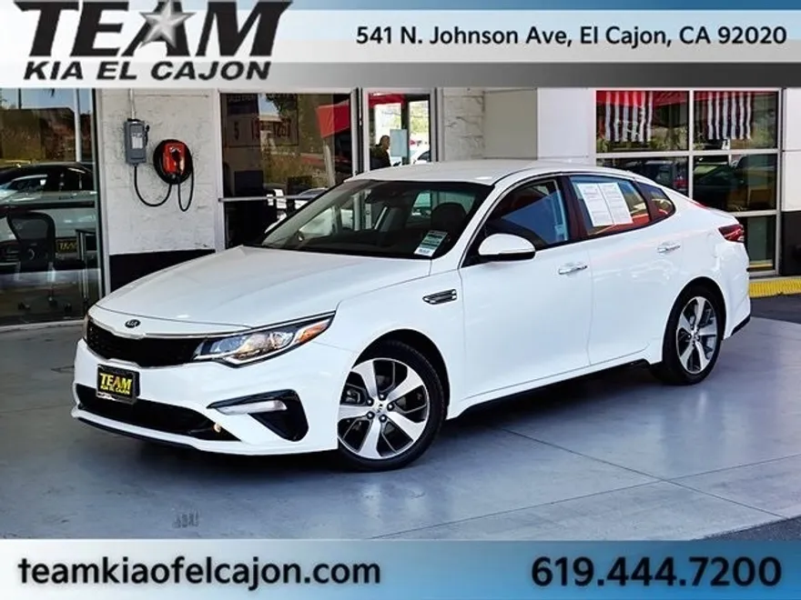 2020 Kia Optima S photo 1