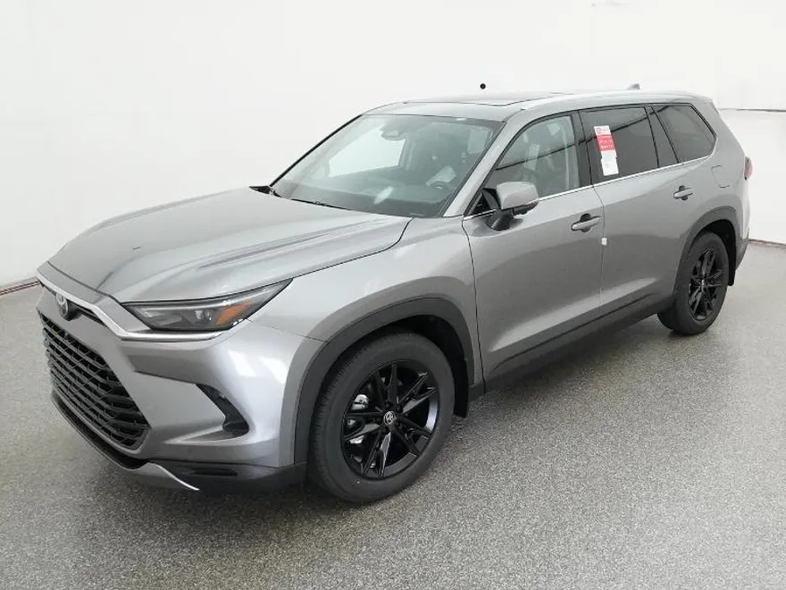 2026 Toyota Grand Highlander Limited photo 1