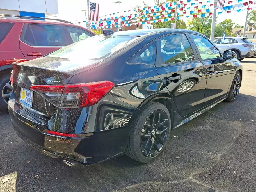 2023 Honda Civic Sport photo 1