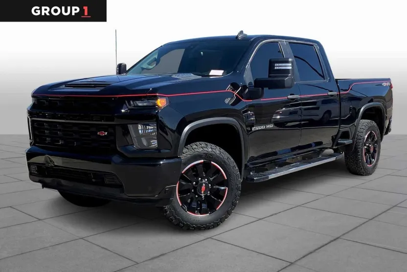 2022 Chevrolet Silverado 2500HD Custom photo 1
