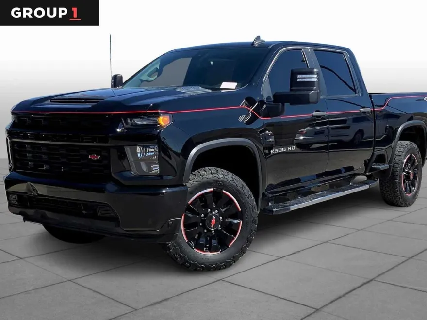 2022 Chevrolet Silverado 2500HD Custom photo 1