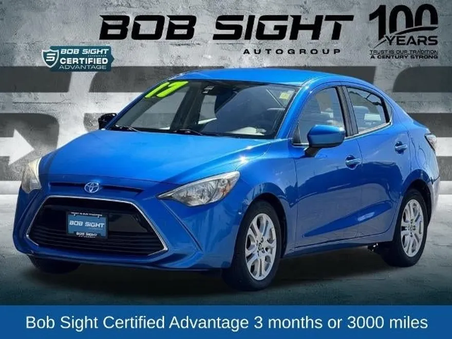 2017 Toyota Yaris iA Base photo 1