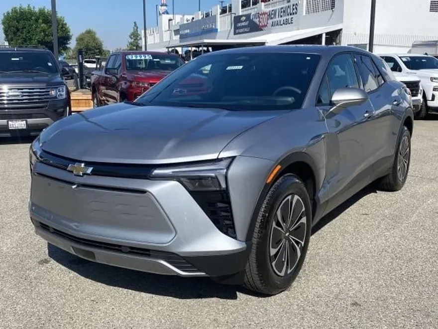 2026 Chevrolet Blazer EV photo 1