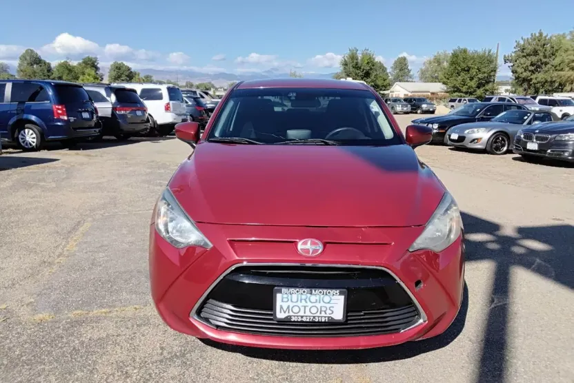 2016 Scion iA photo 1