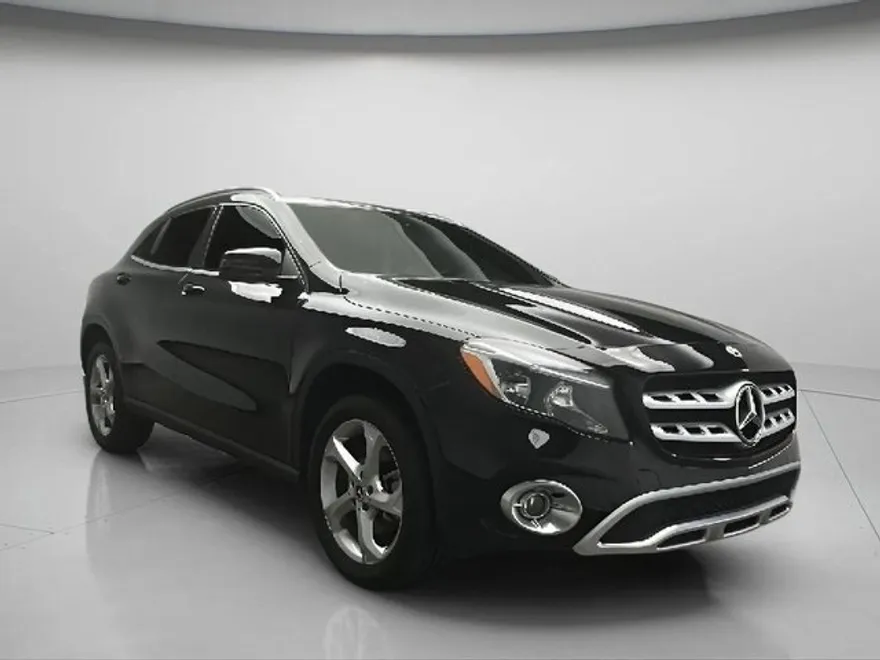 2018 Mercedes Benz GLA 250 4MATIC photo 1