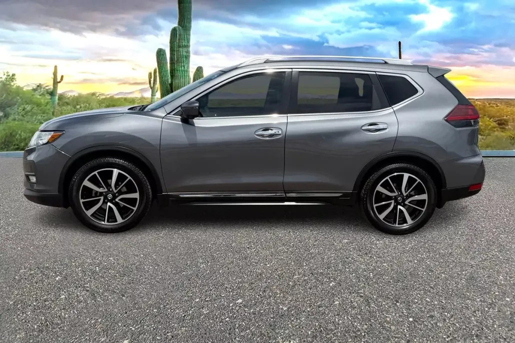 2020 Nissan Rogue SL photo 1